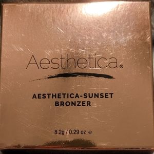 Aesthetica bronzer